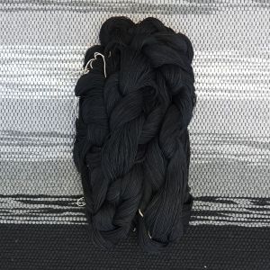 Pre wound warp 12/6 Black